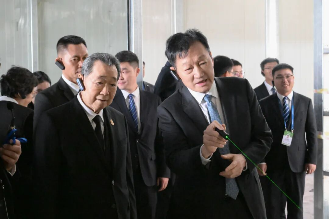 正大集团资深董事长谢国民一行莅临牧原集团参观交流