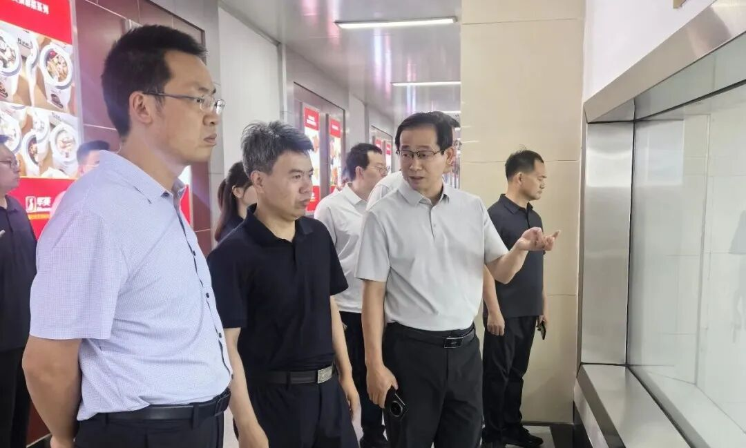 河南省人民政府办公厅调研组莅临华英农业调研指导工作