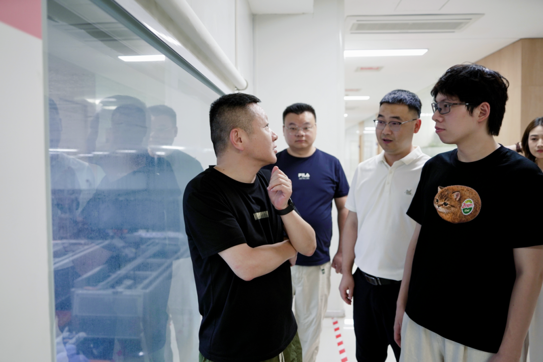 老乡鸡团队到访正大食品（开封）有限公司参观交流
