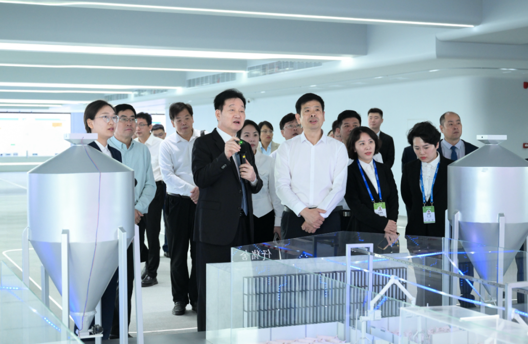 河南农业大学校党委书记邹松涛到访牧原集团参观交流